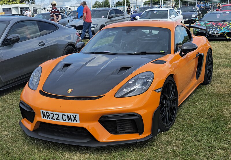 718 Cayman