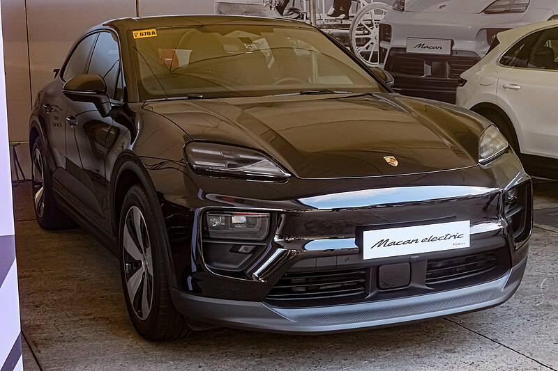 Macan Electric